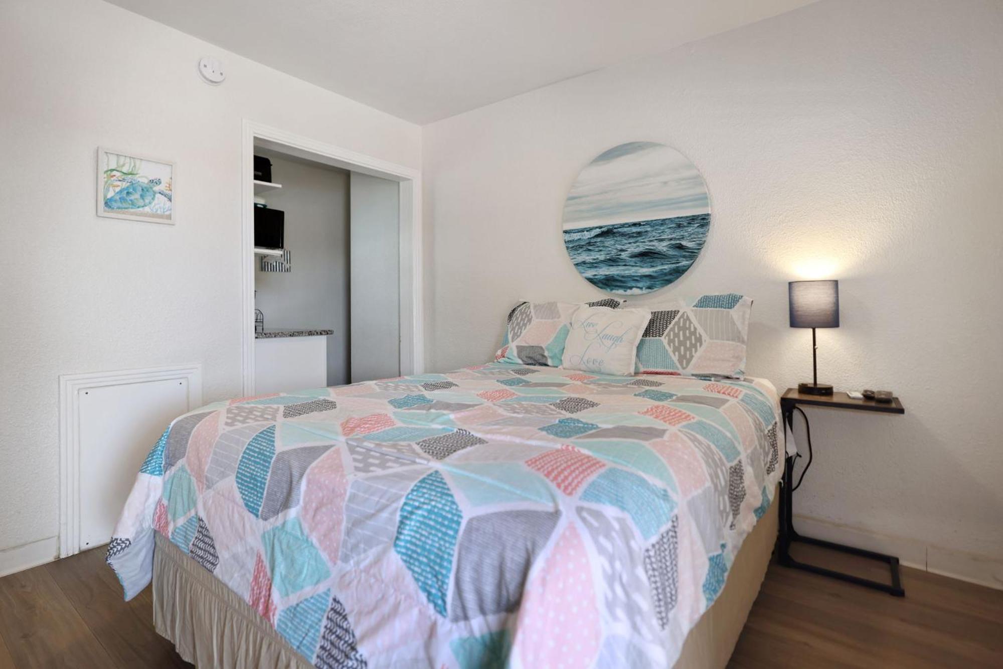 Sun Island Motel St. Pete Beach Extérieur photo
