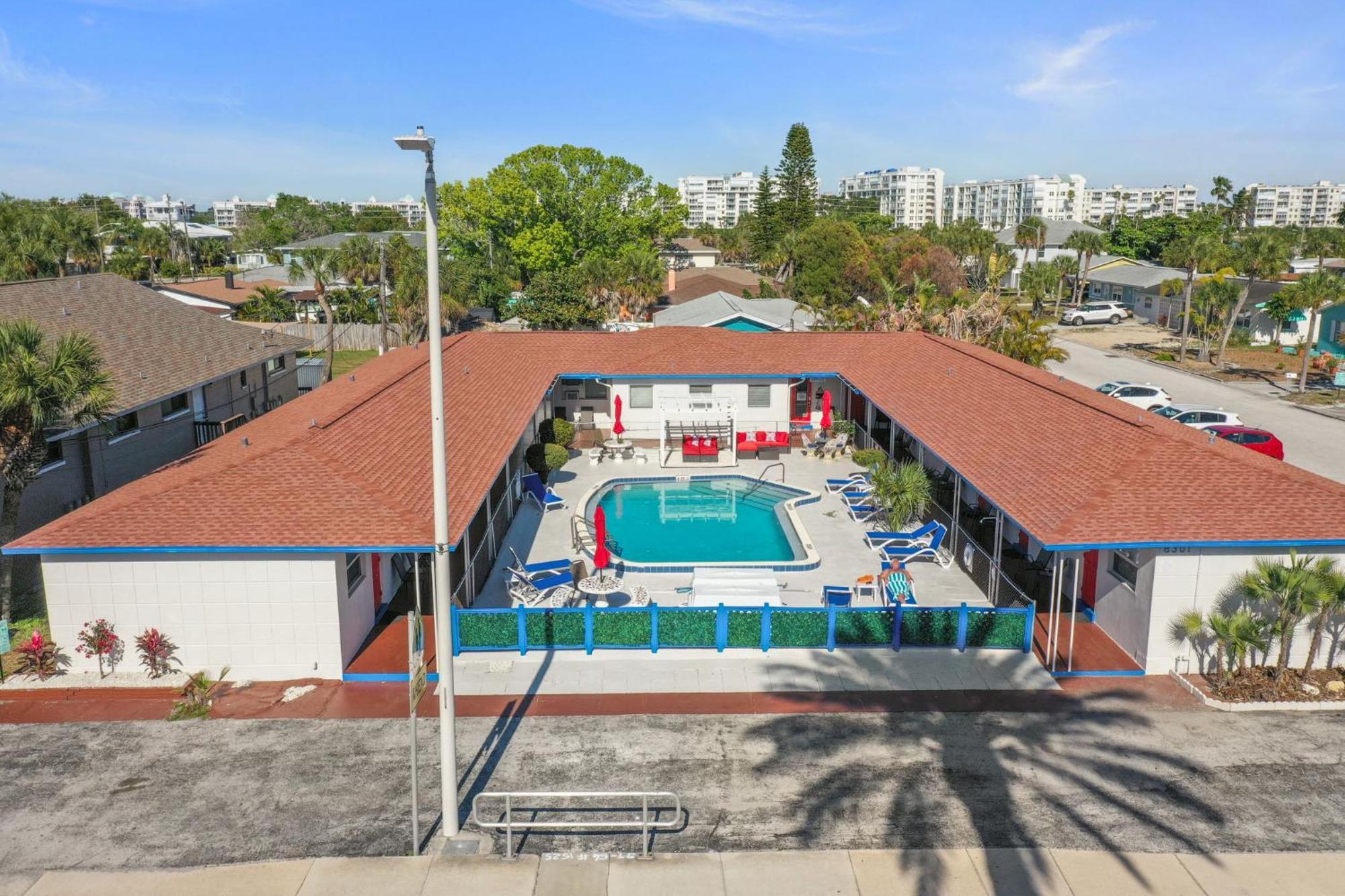 Sun Island Motel St. Pete Beach Extérieur photo