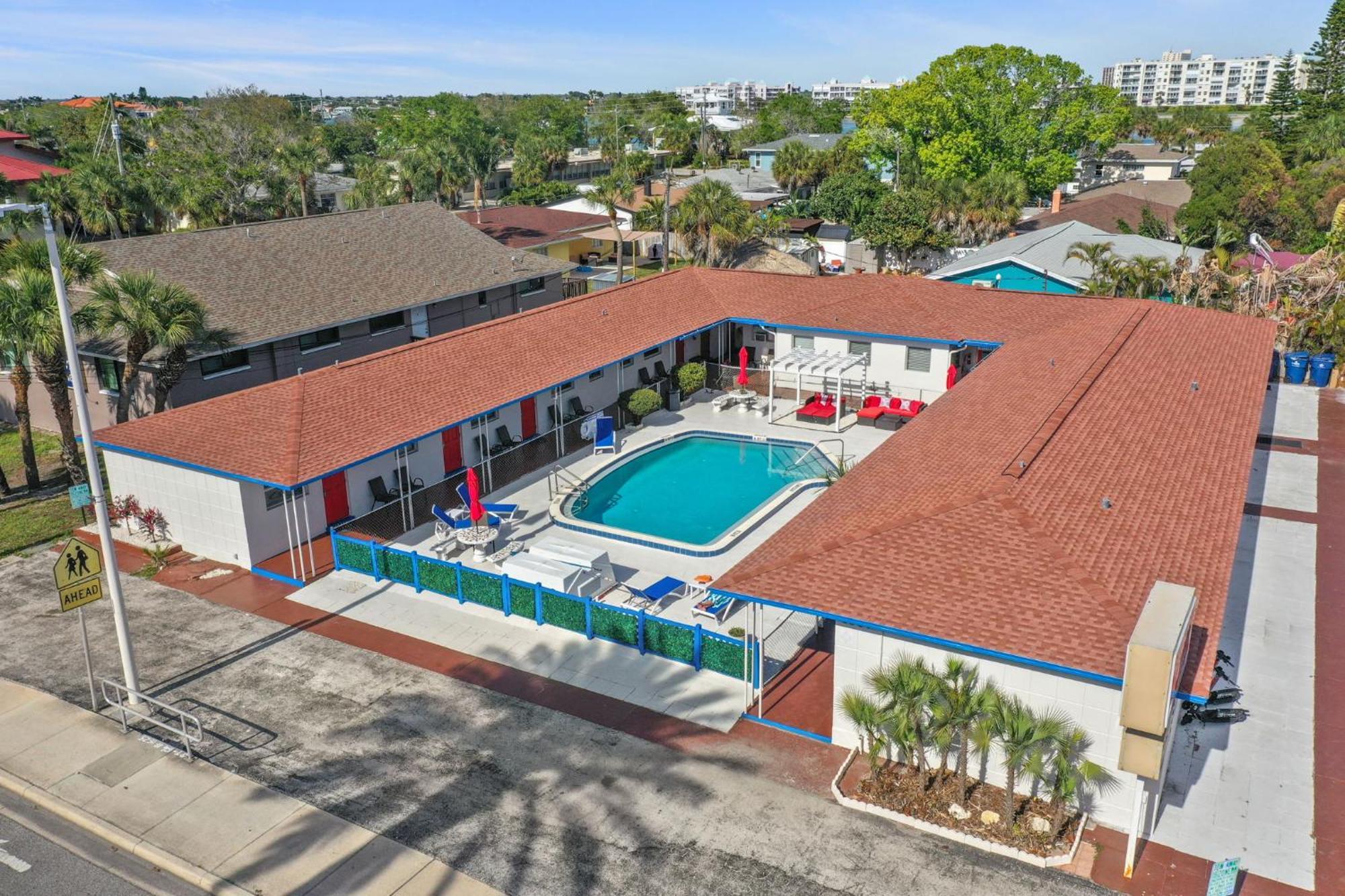 Sun Island Motel St. Pete Beach Extérieur photo